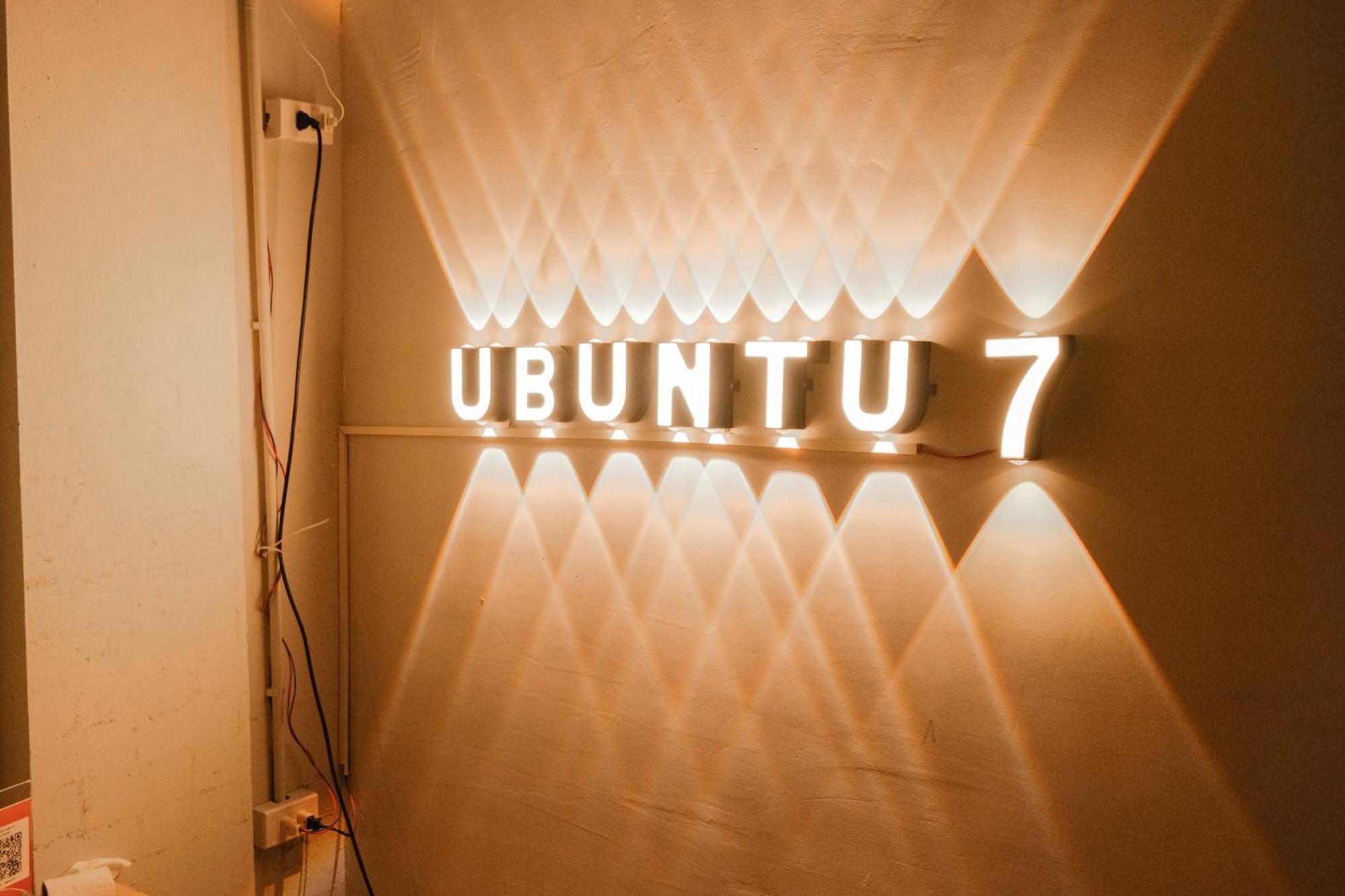 Ubuntu Homestay & Tours Ханой Екстер'єр фото